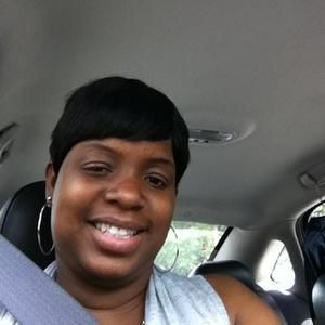 Meet your Posher, Denise